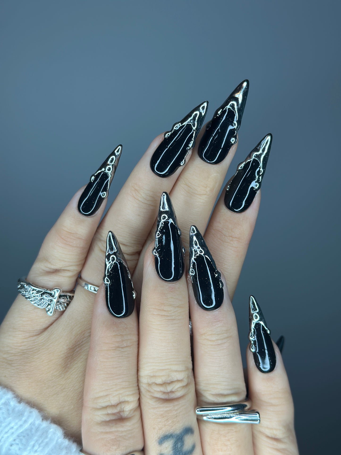 Voidalloy